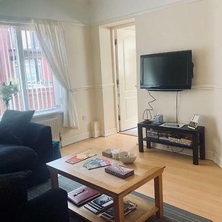 Be My Guest Liverpool - Ground Floor Apartment With Parking Екстер'єр фото