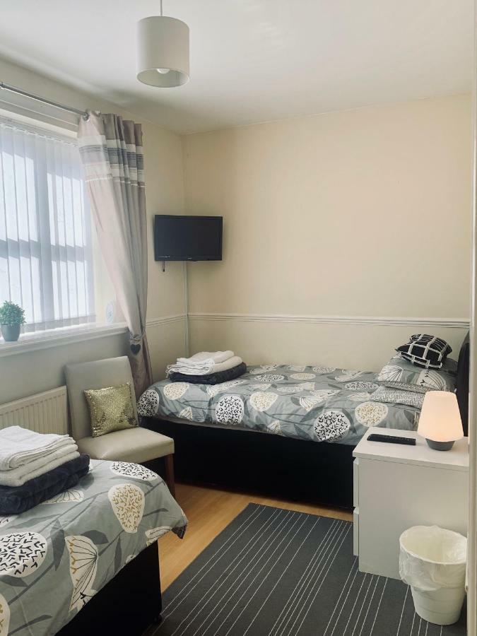 Be My Guest Liverpool - Ground Floor Apartment With Parking Екстер'єр фото